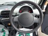お車の試乗も可能です。ぜひ遊びに来てください！！