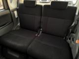 後席も使用感少なく綺麗な状態を保っております。
