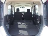 ☆2列目を倒すと広々した荷室になりゴルフバック等の大きな荷物も積めます♪